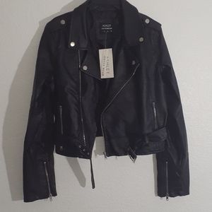 NWT Women XL black Leather jacket